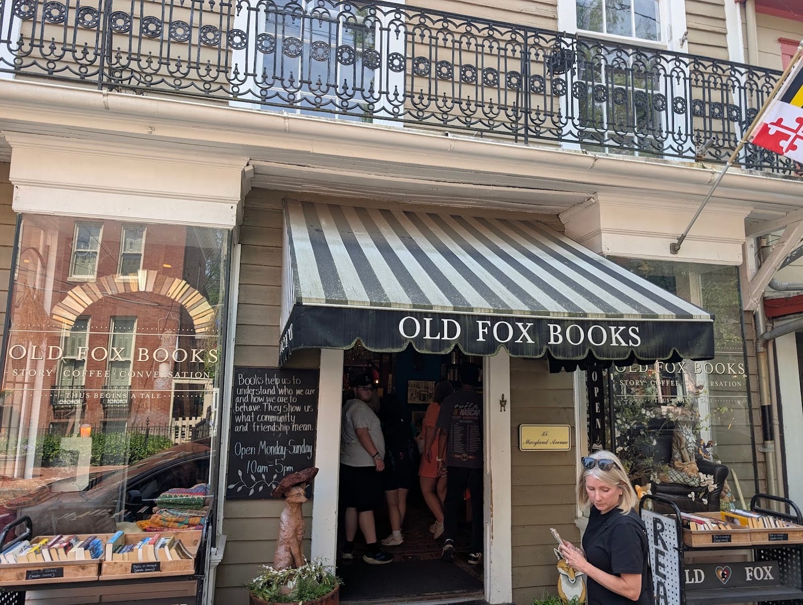 Old Fox Books & Coffeehouse, photo 2