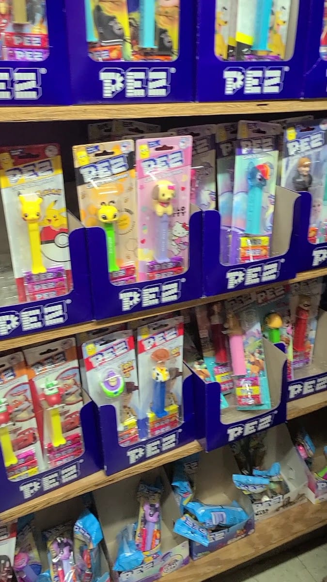 Purple Penguin Candy Emporium, photo 2