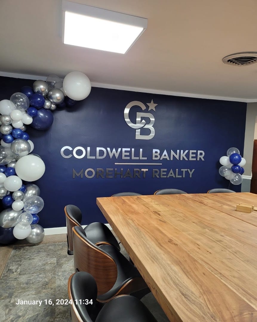 Coldwell Banker Morehart Realty, photo 3