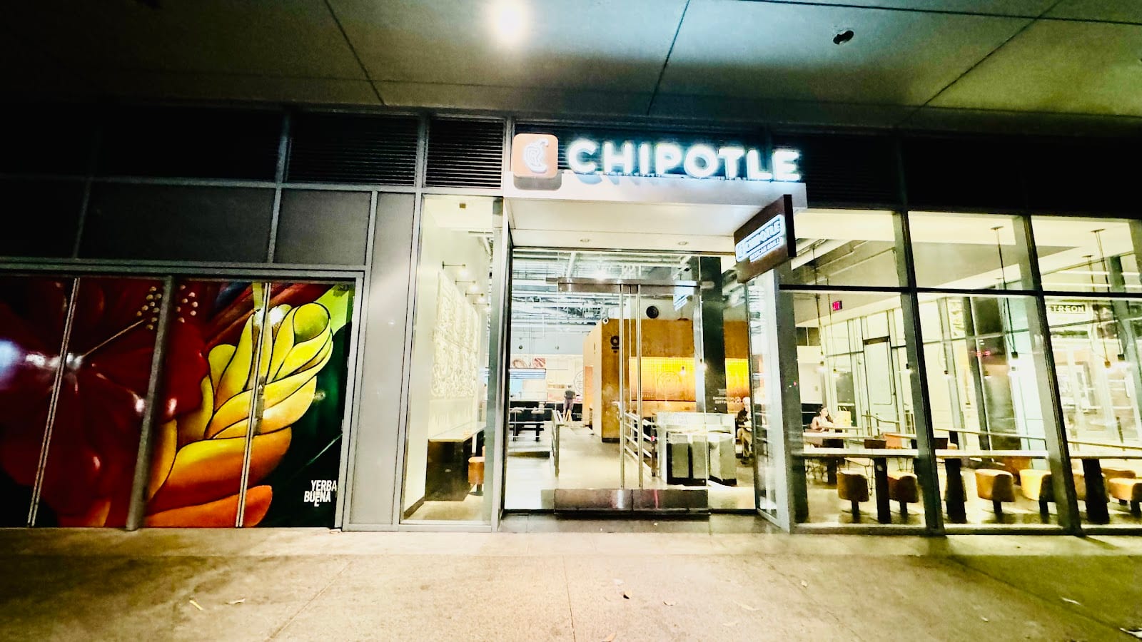 Chipotle Mexican Grill, photo 2
