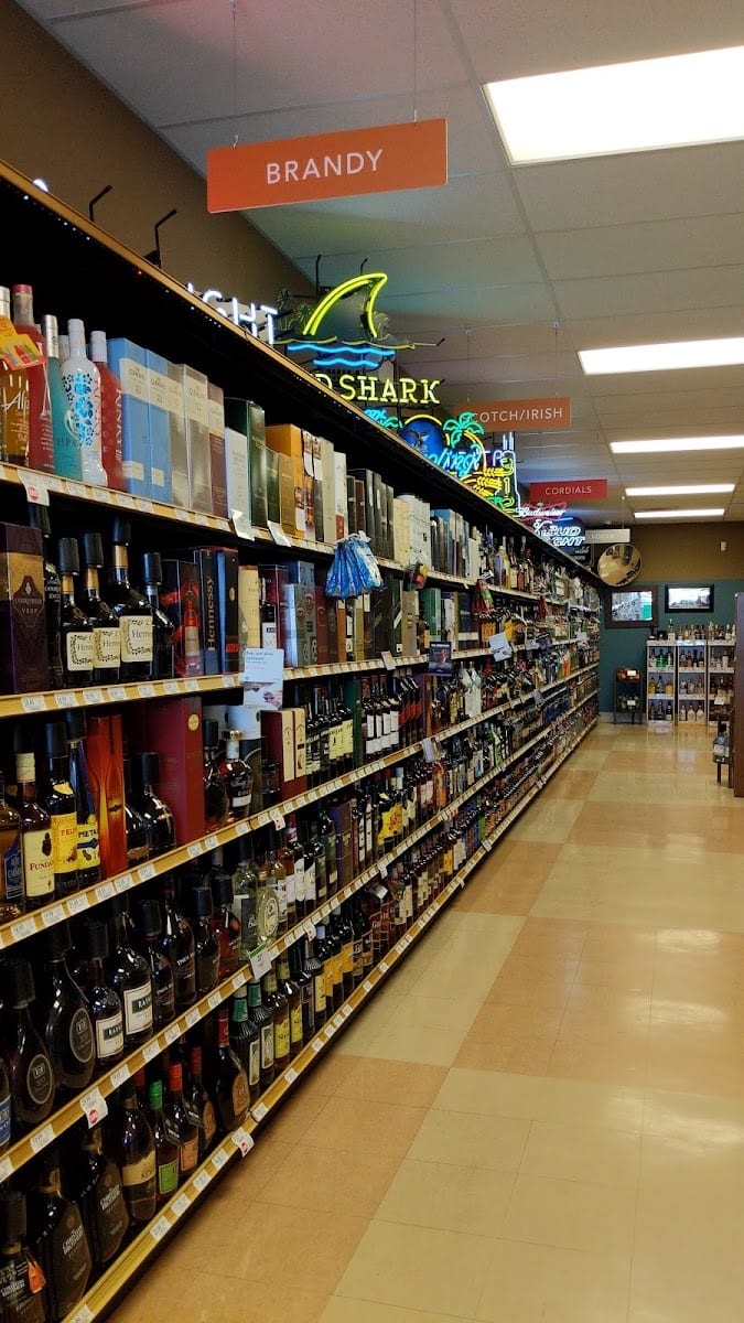 Publix Liquors at 23rd Street Plaza