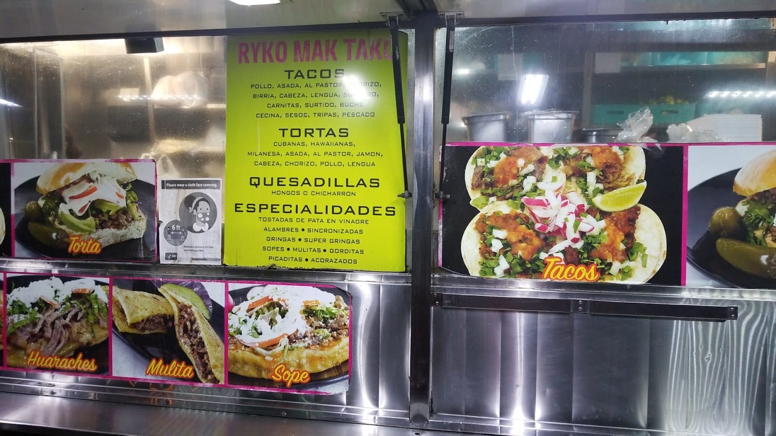 Ryko Mak Tako truck