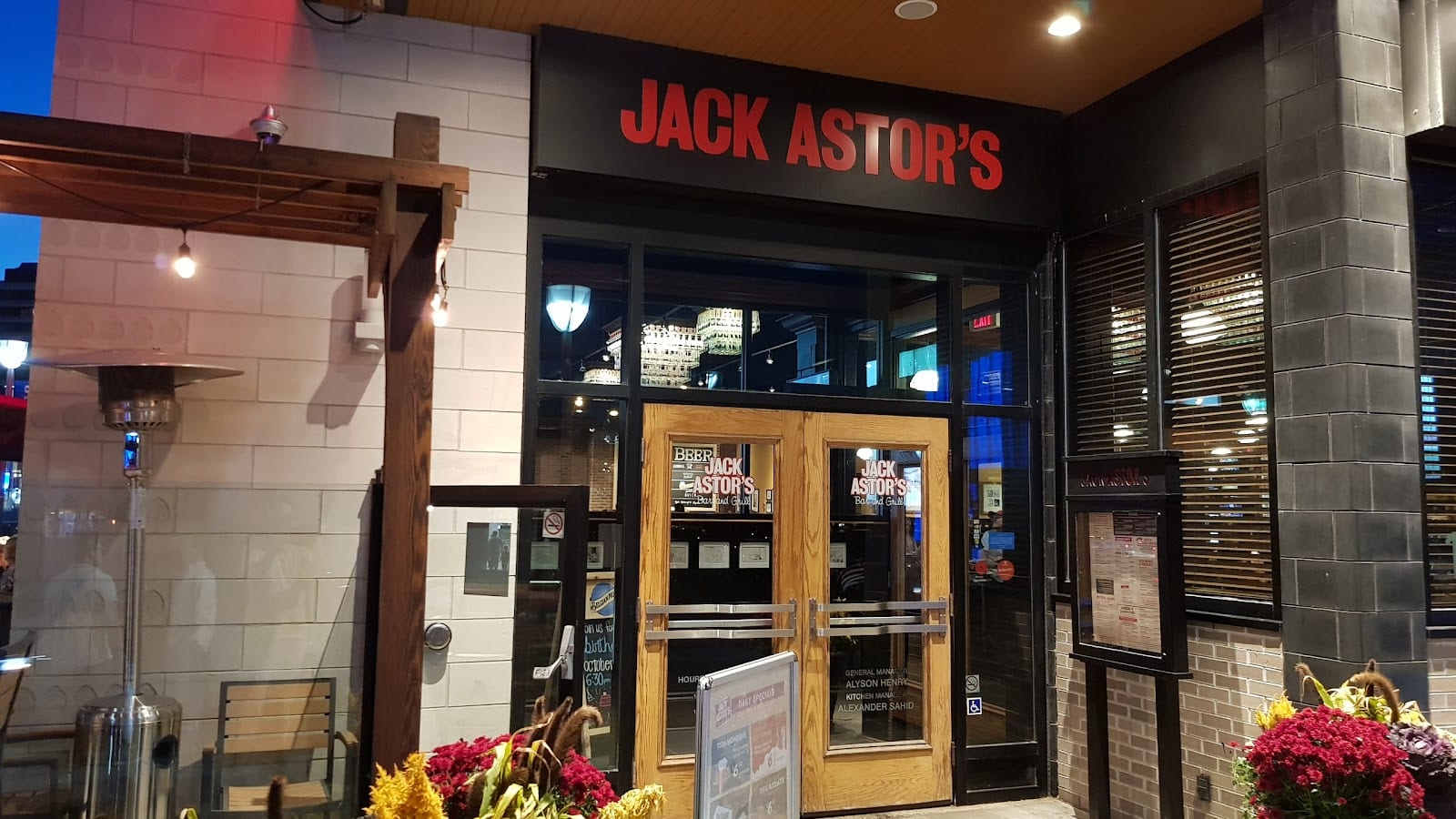 Jack's Don Mills, photo 2