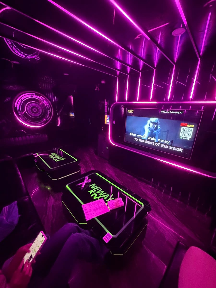 Neway KTV, photo 2