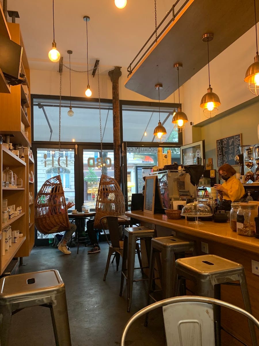 Aromes coffee Deli Hemp CBD Shop Paris 11 Parmentier, photo 4