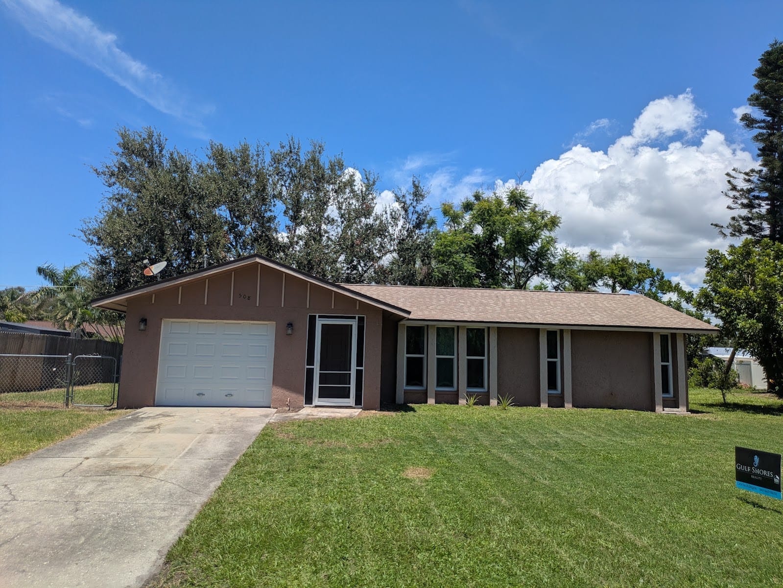 Leicia Allegra Realtor - North Port, Port Charlotte, Venice, Punta Gorda, photo 2