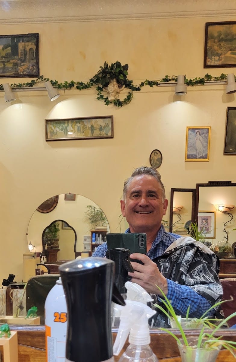 Ashby Madison Salon, photo 2
