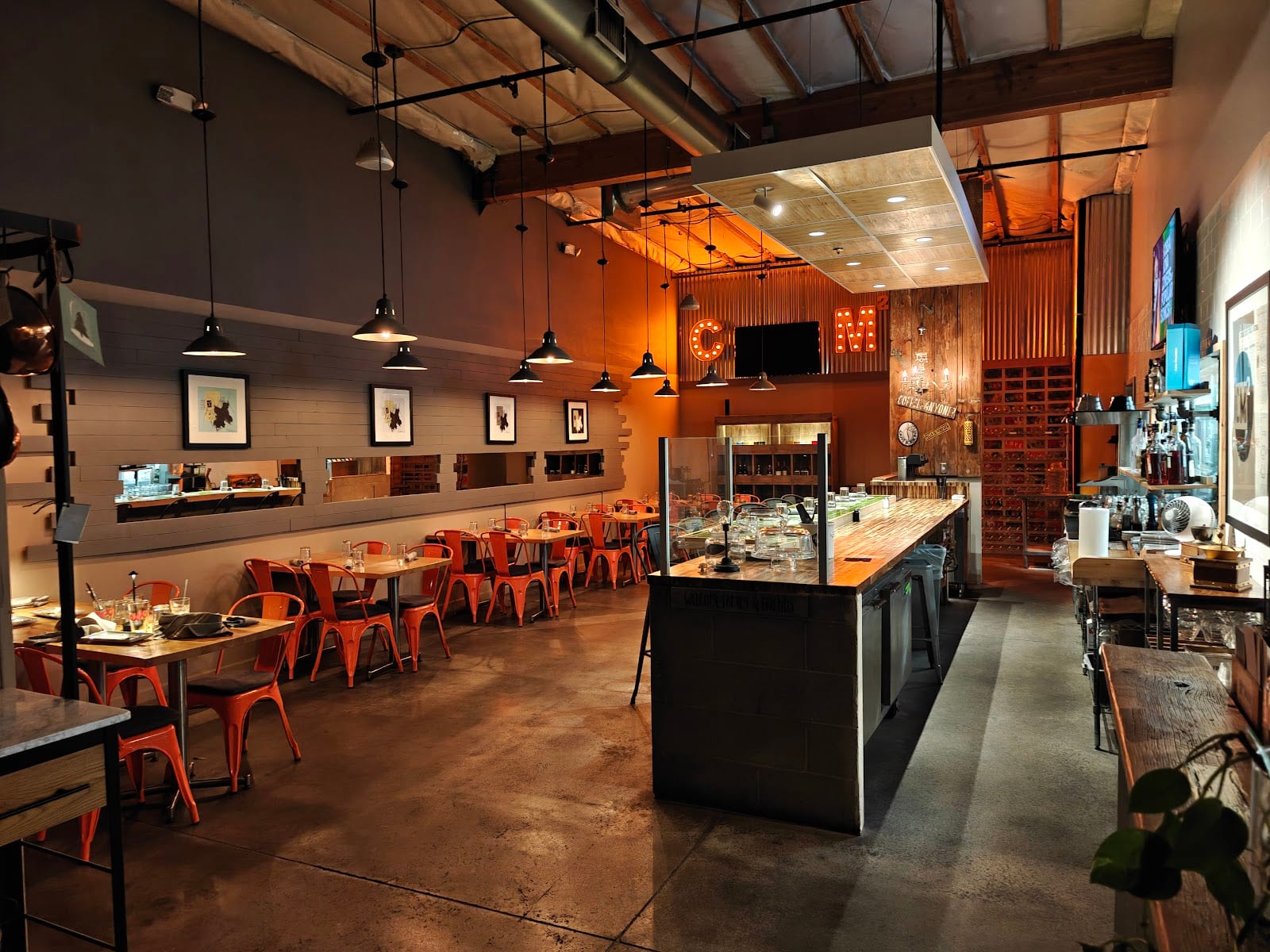 CM2 Pizzeria & Bakeshop