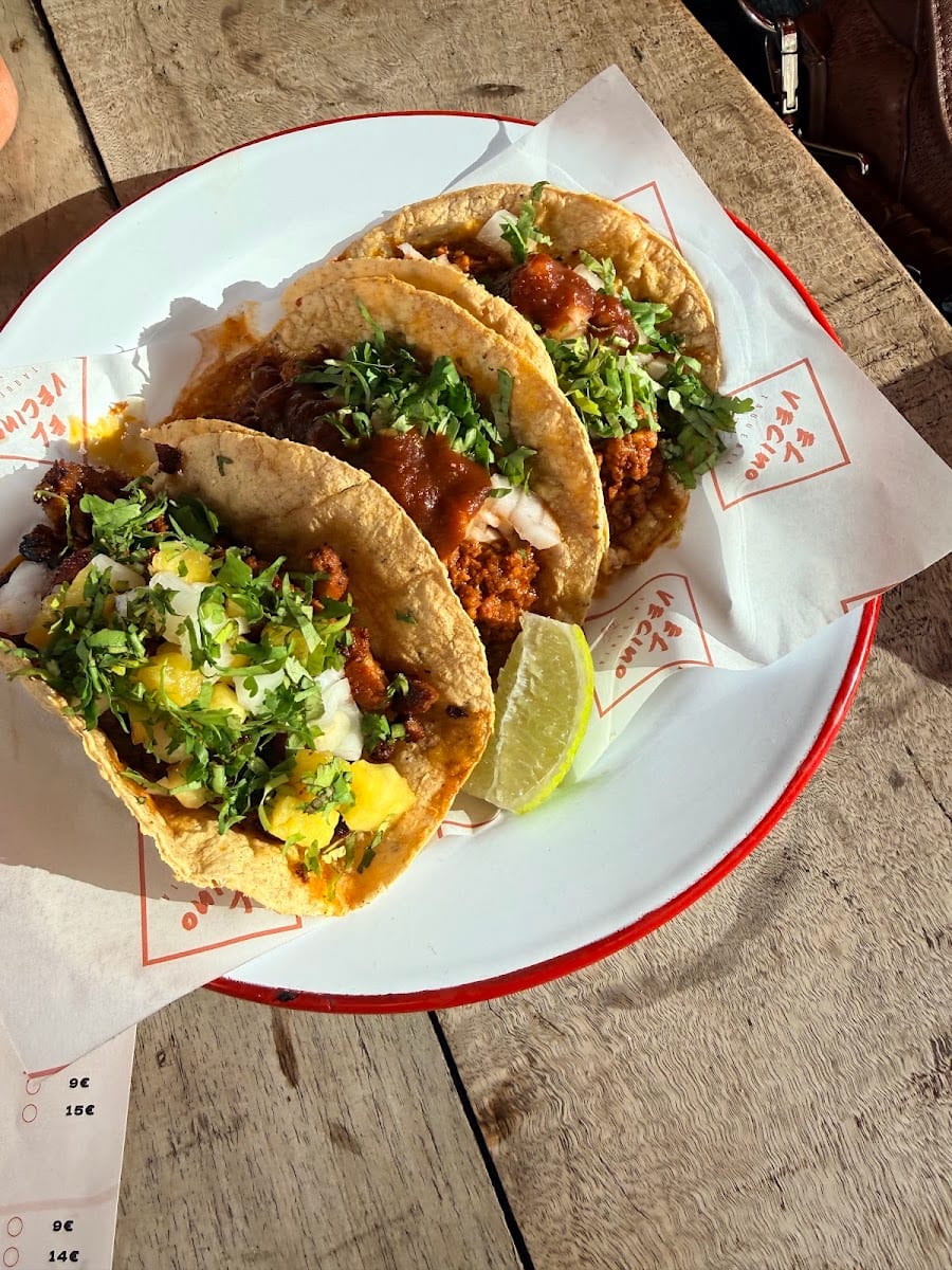 El Vecino Taquería Saint-Honoré, photo 4