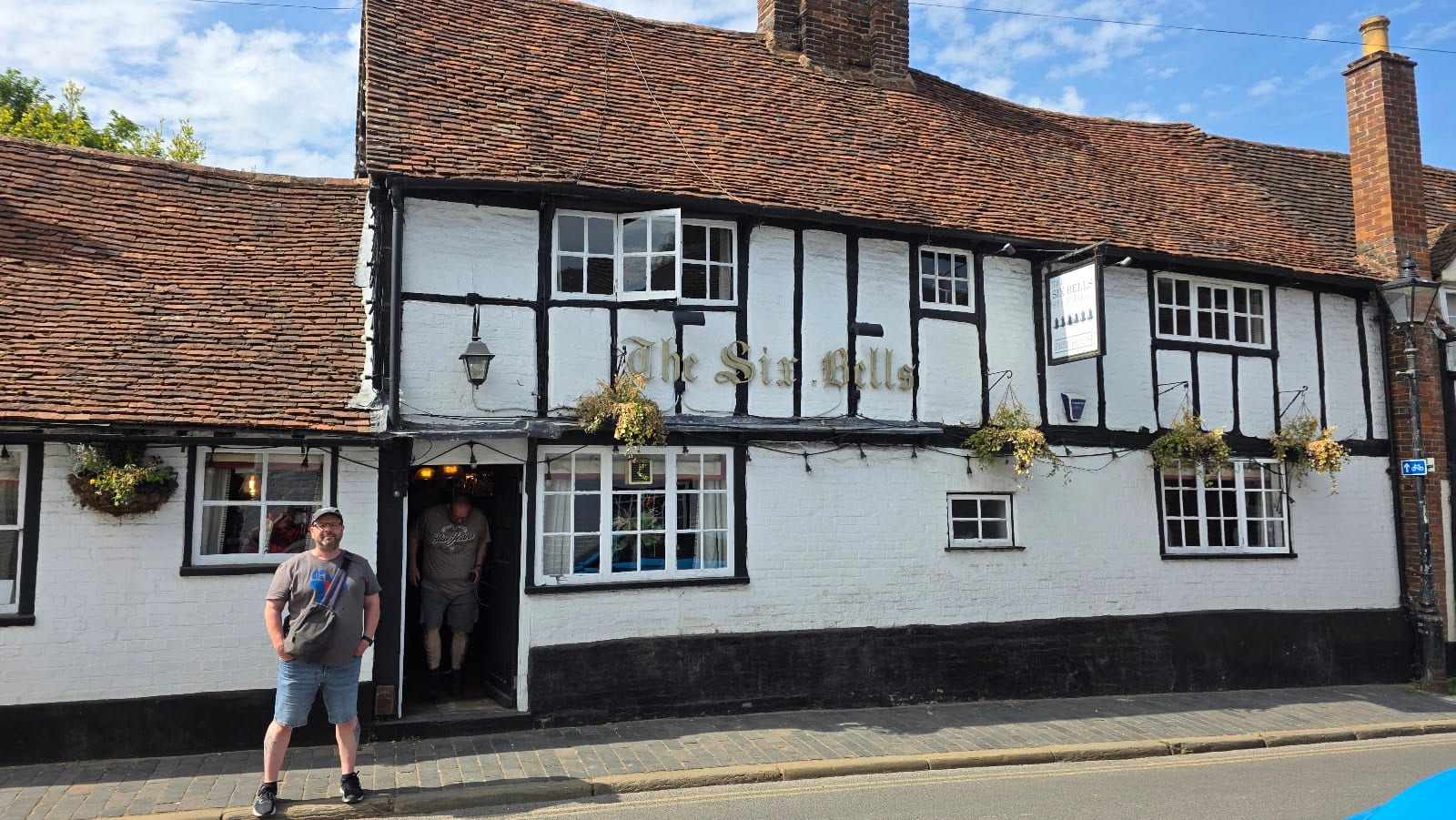 The Six Bells, photo 2