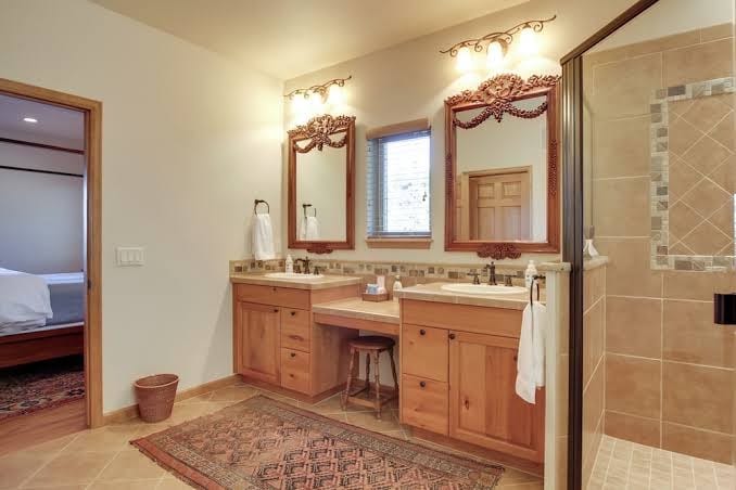 Lake & Mountain Views: Stunning Estes Park Home!, photo 3