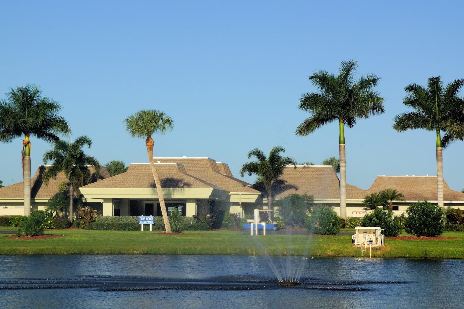 La Casa Mobile Home Park, photo 4