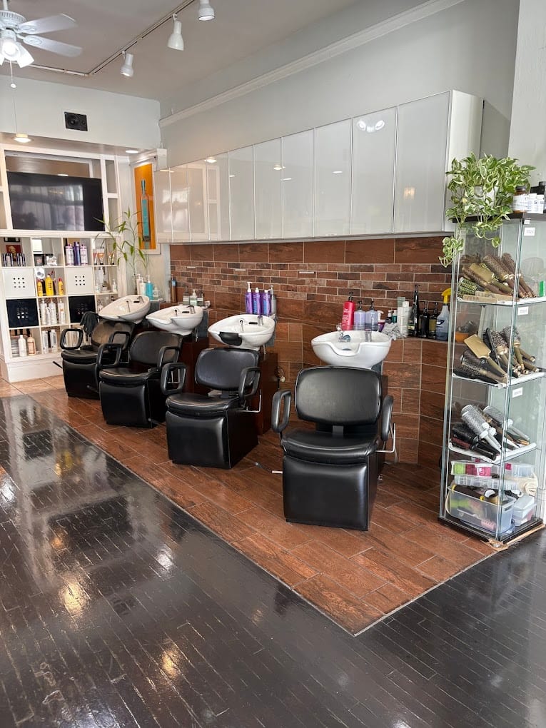 Marlon R. Nanoplasty keratin Salon, photo 2