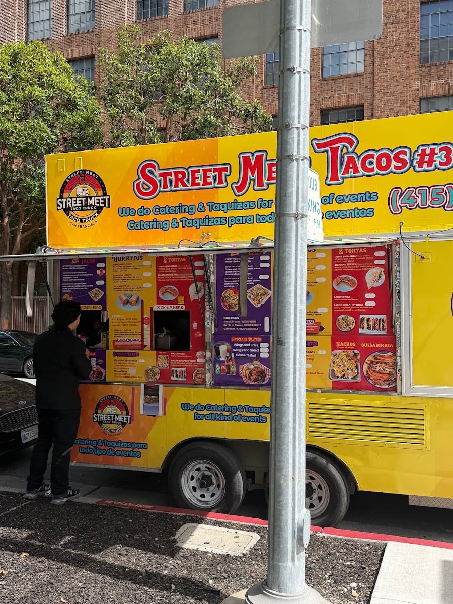 Street Meet Taco Truck