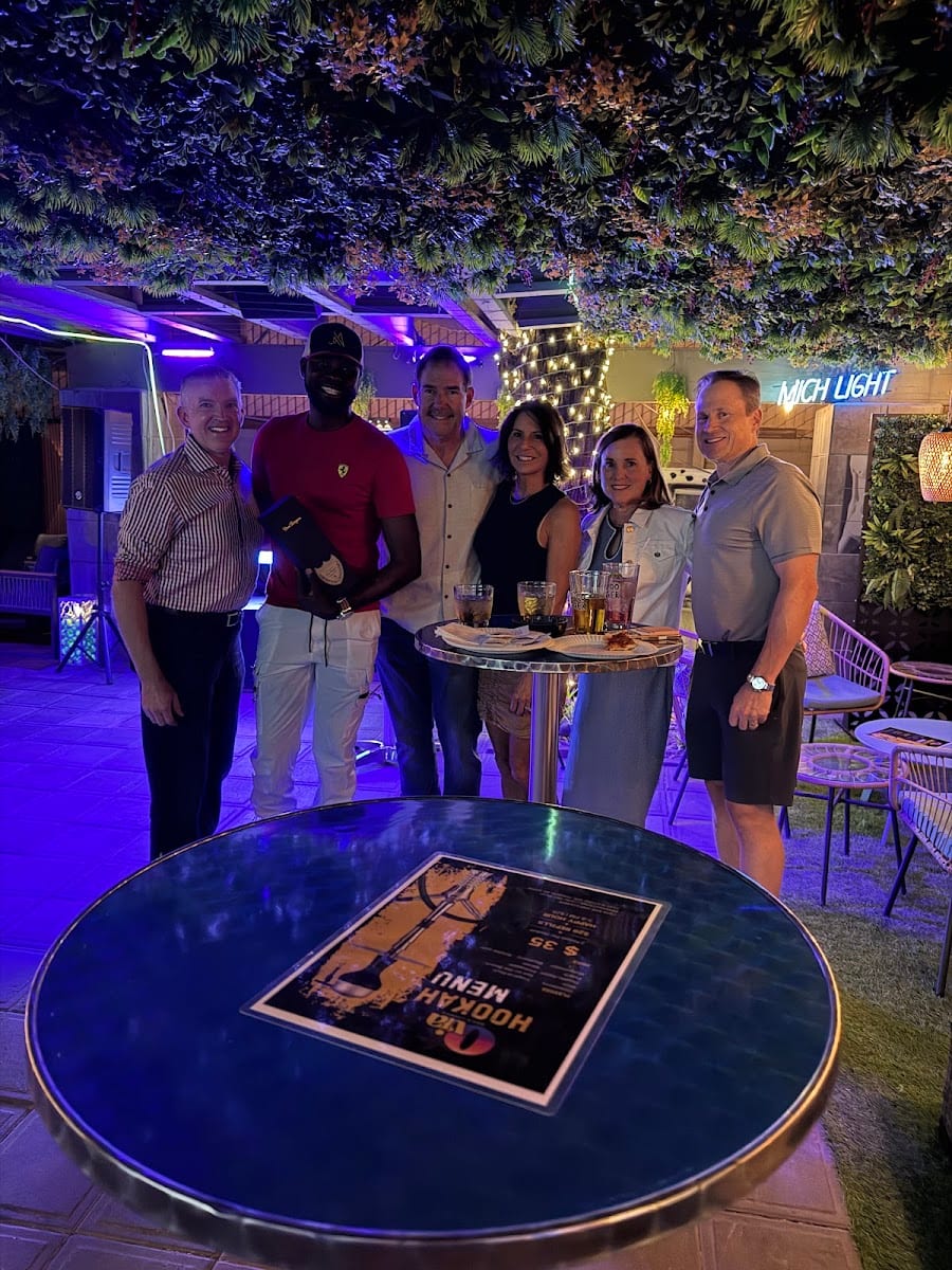 Ovia Bar and Lounge