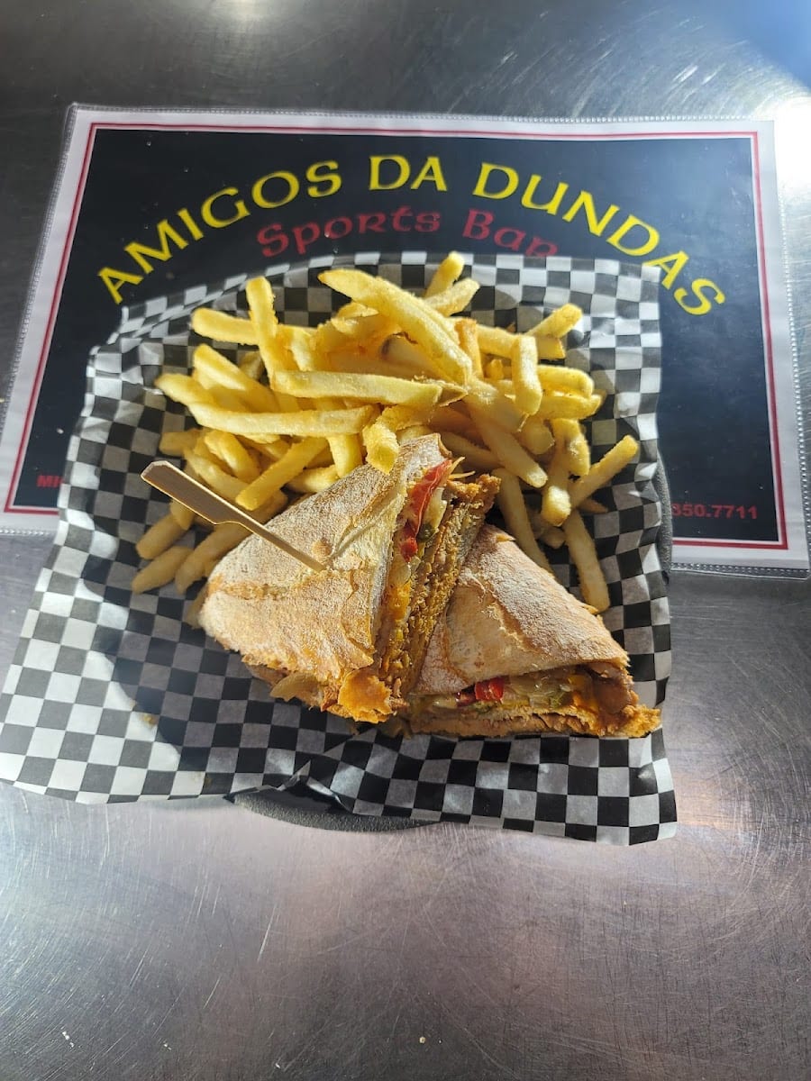 Amigos da Dundas Sports Bar