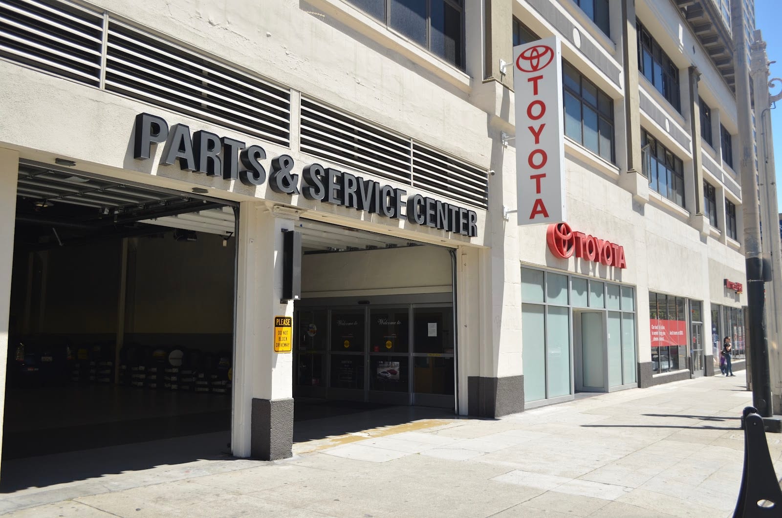 San Francisco Toyota Certified Service Center, photo 2