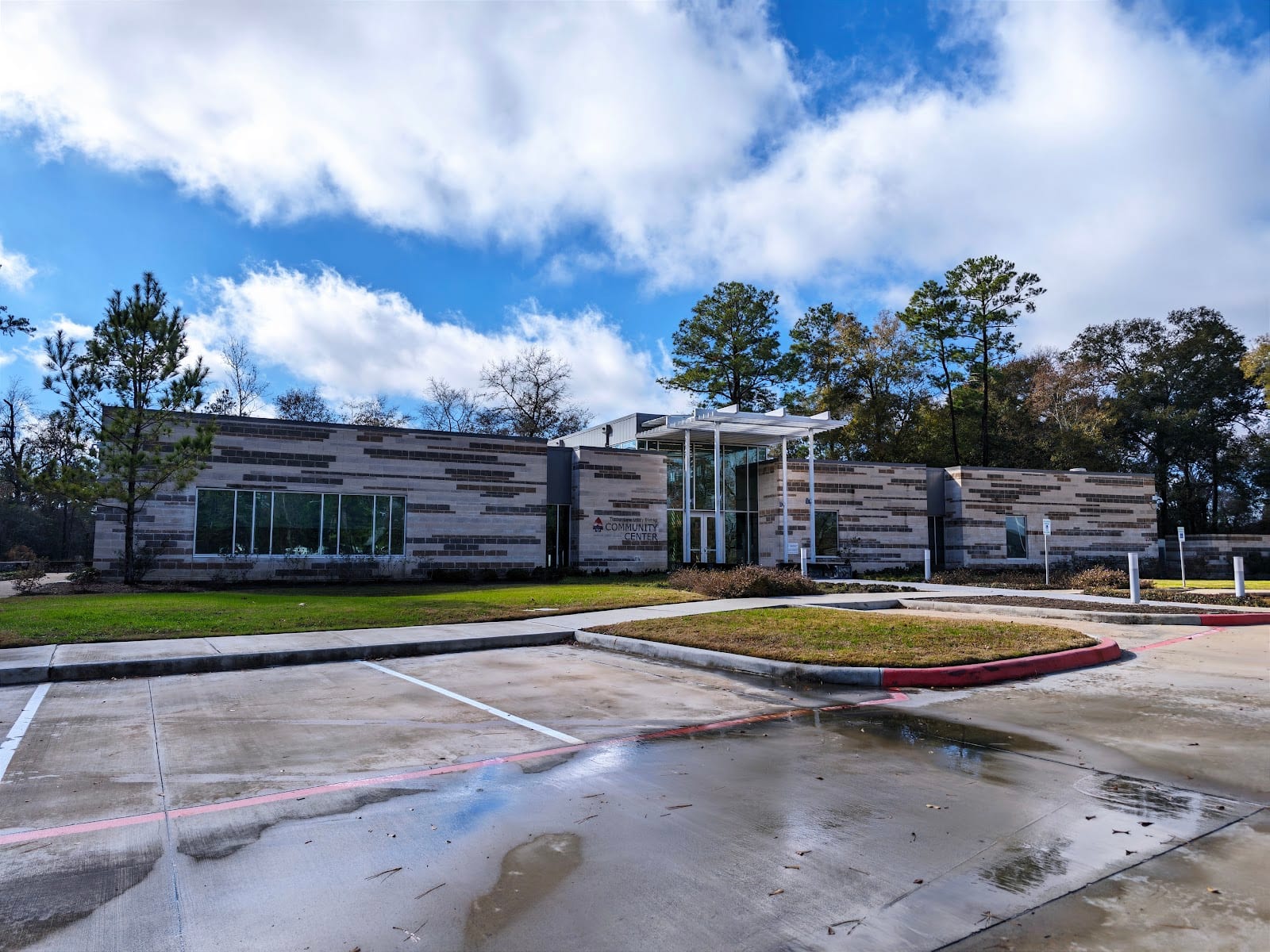 Timber Lane Utility District Community Center, photo 2