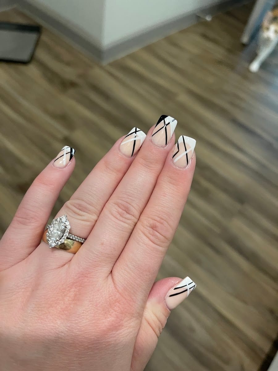 LeVie Nail Lounge, photo 3