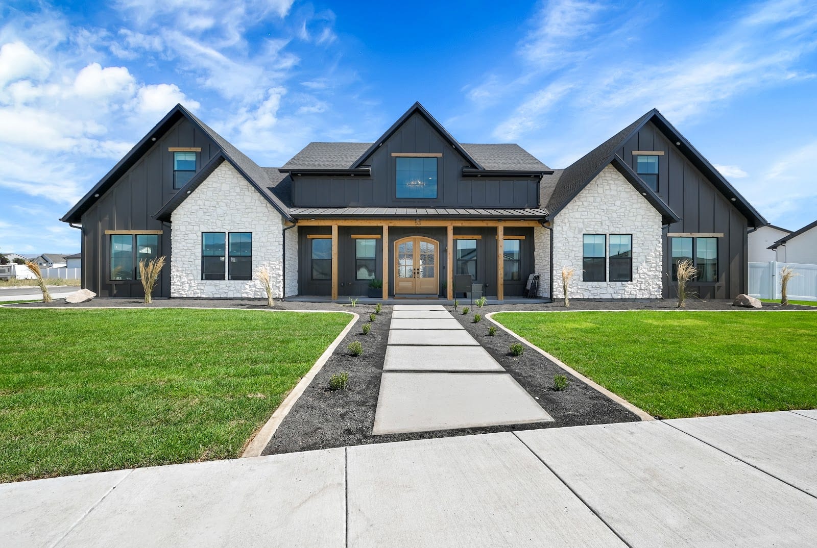 Crescent Ridge Construction