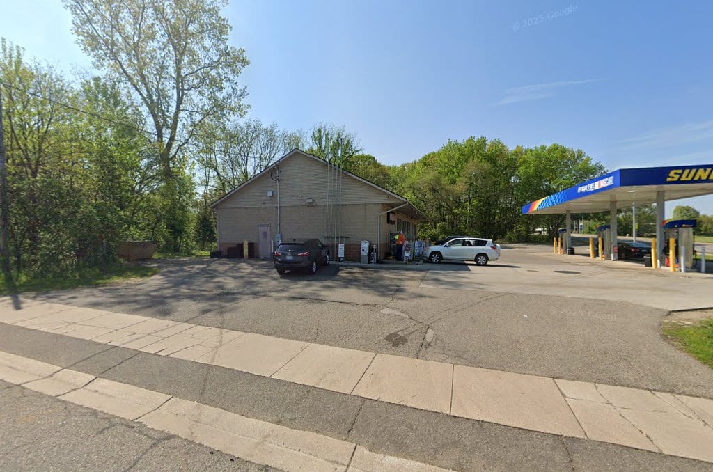 Springfield Party Store Inc, photo 3