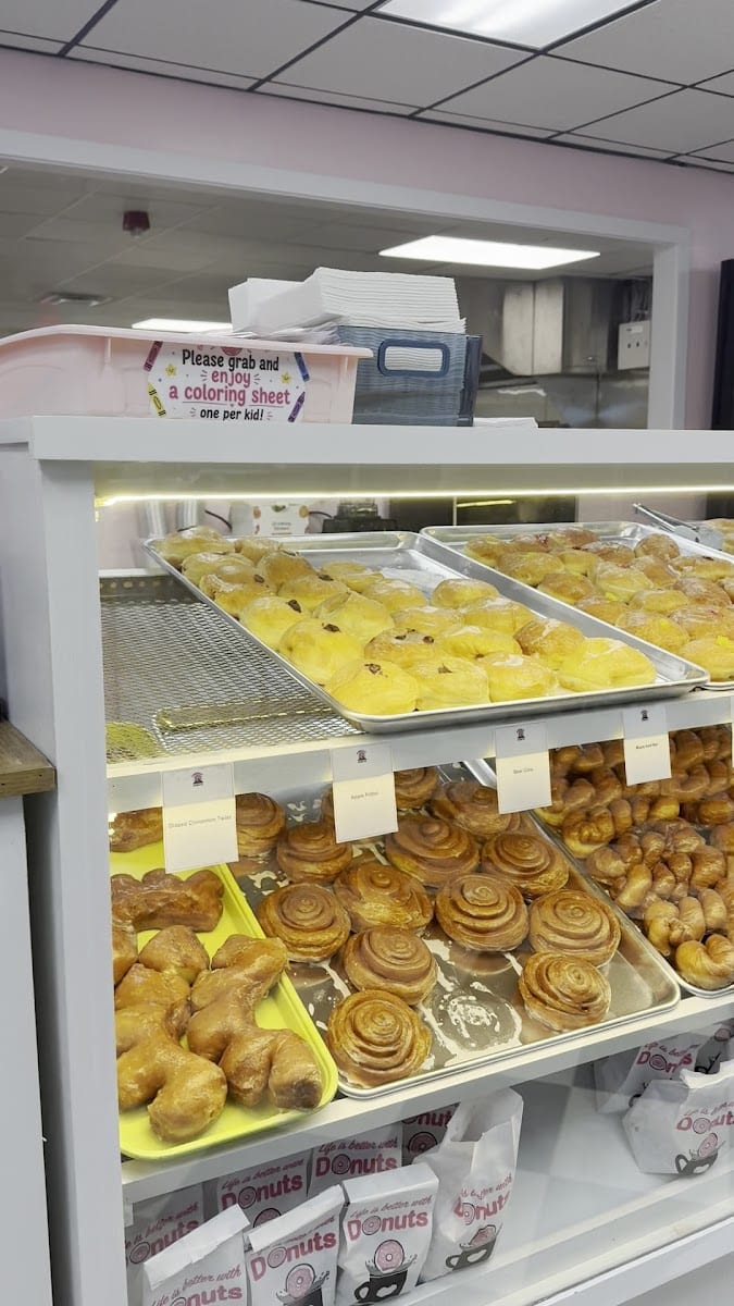 Pinnacle Donuts, photo 2