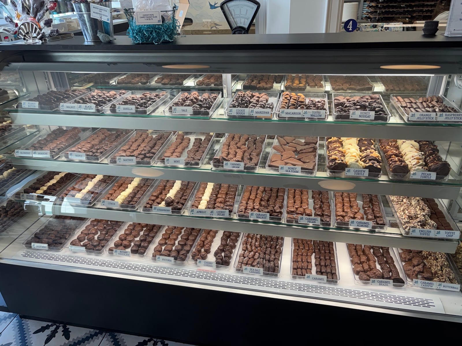 Bluebird Candy Co, photo 3