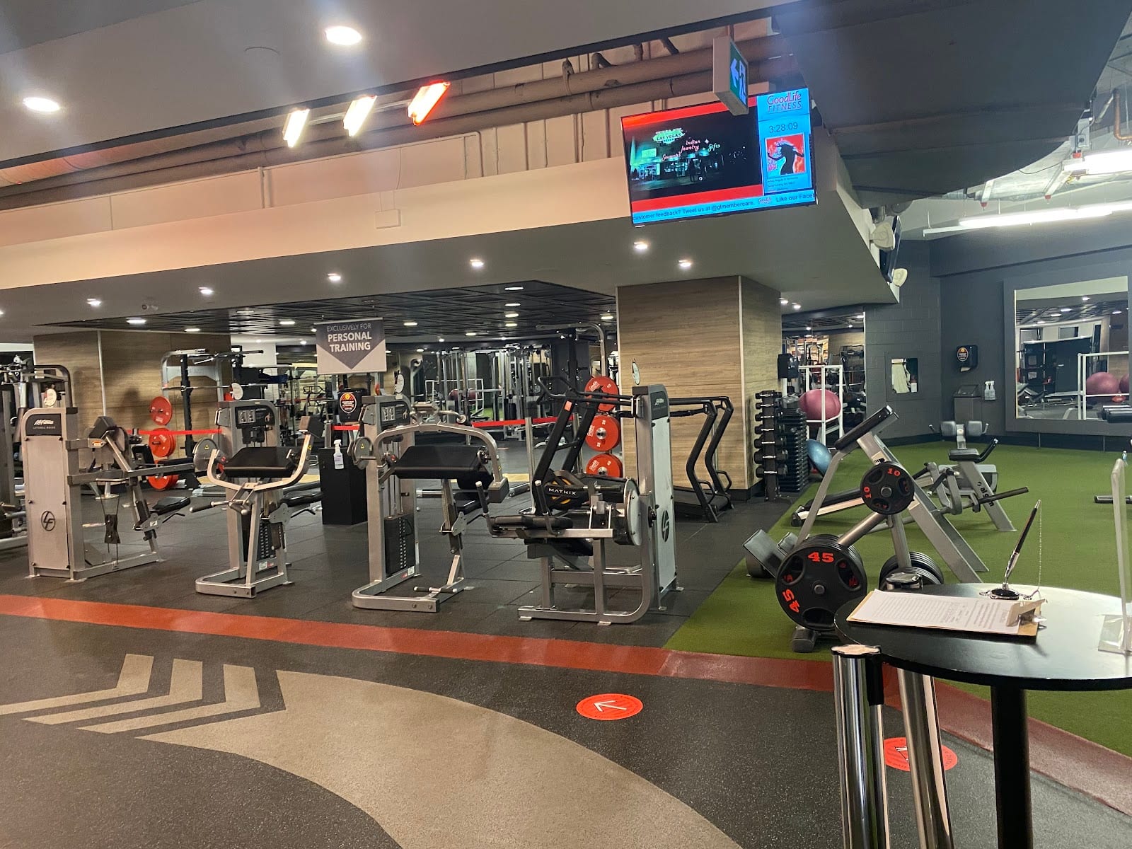GoodLife Fitness North York Madison Centre, photo 2