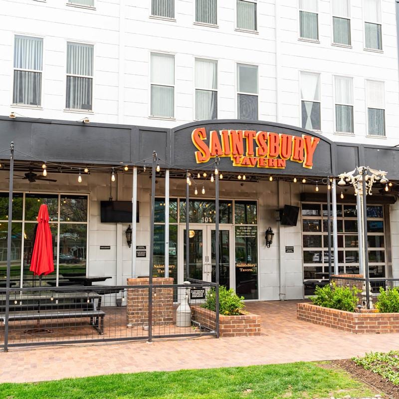 Saintsbury Tavern, photo 2