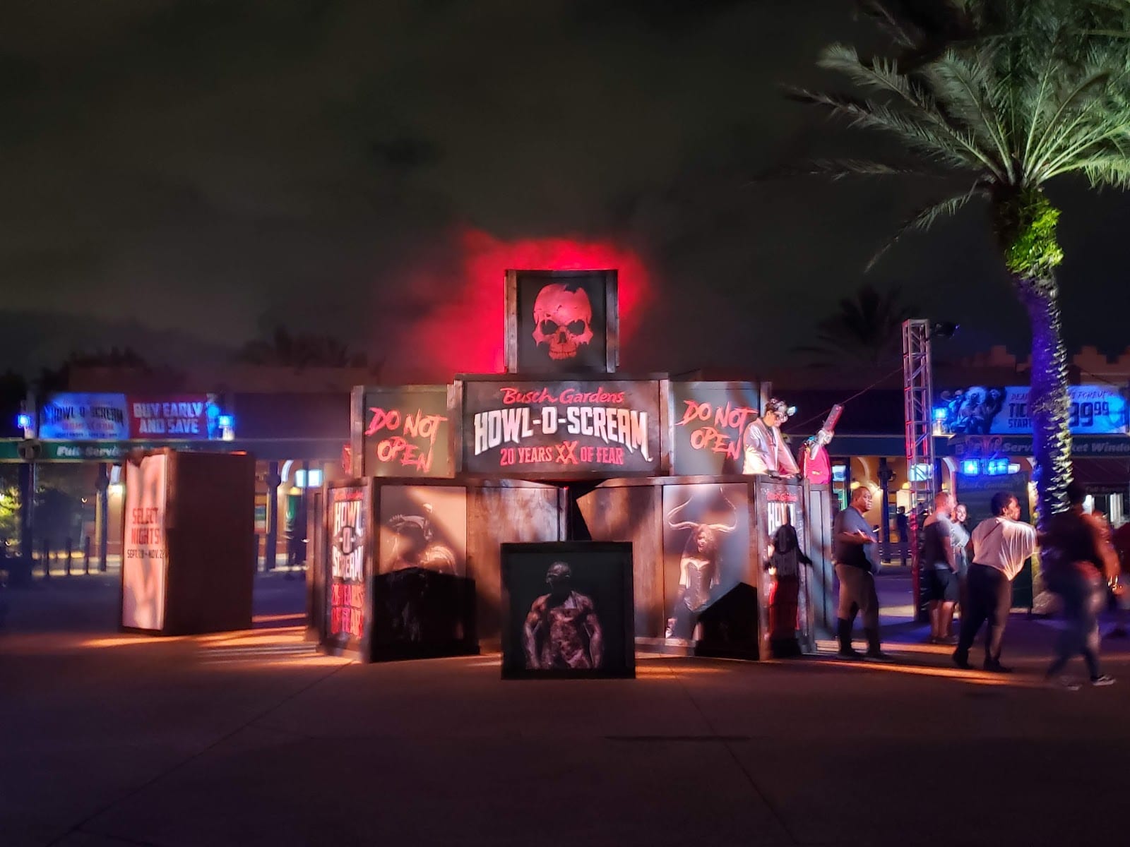 Busch Gardens Tampa Bay Howl-O-Scream, photo 3