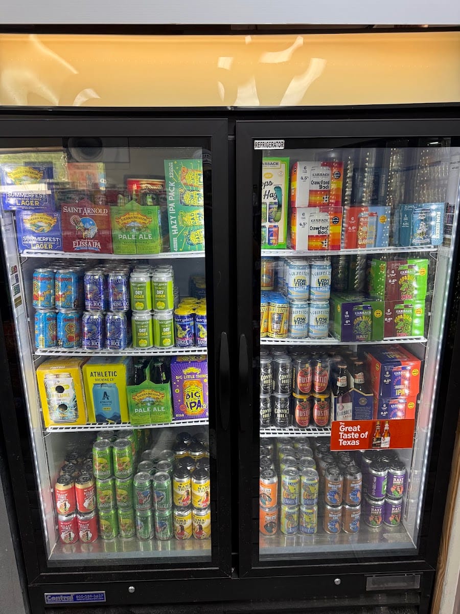 Crossroad Cornerstore and Vape #7, photo 2