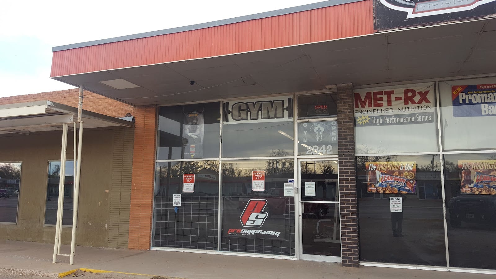 Iron J's 24hr Gym & Nutrition Emporium, photo 4
