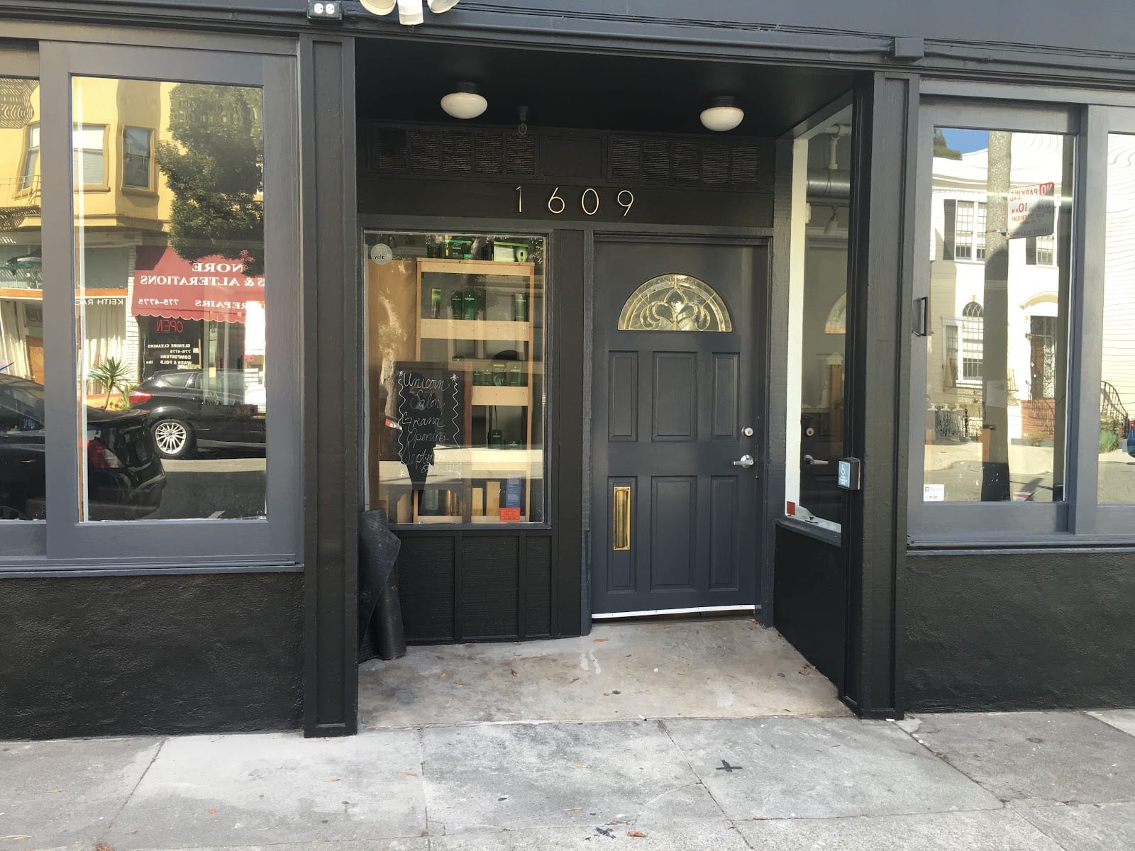 Unicorn Salon & Art Studio, photo 2
