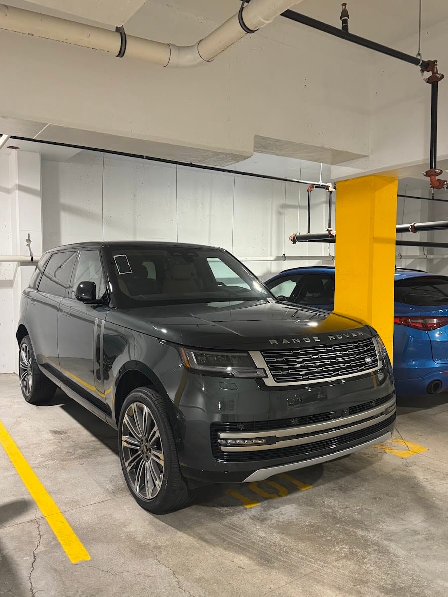 Land Rover Paramus
