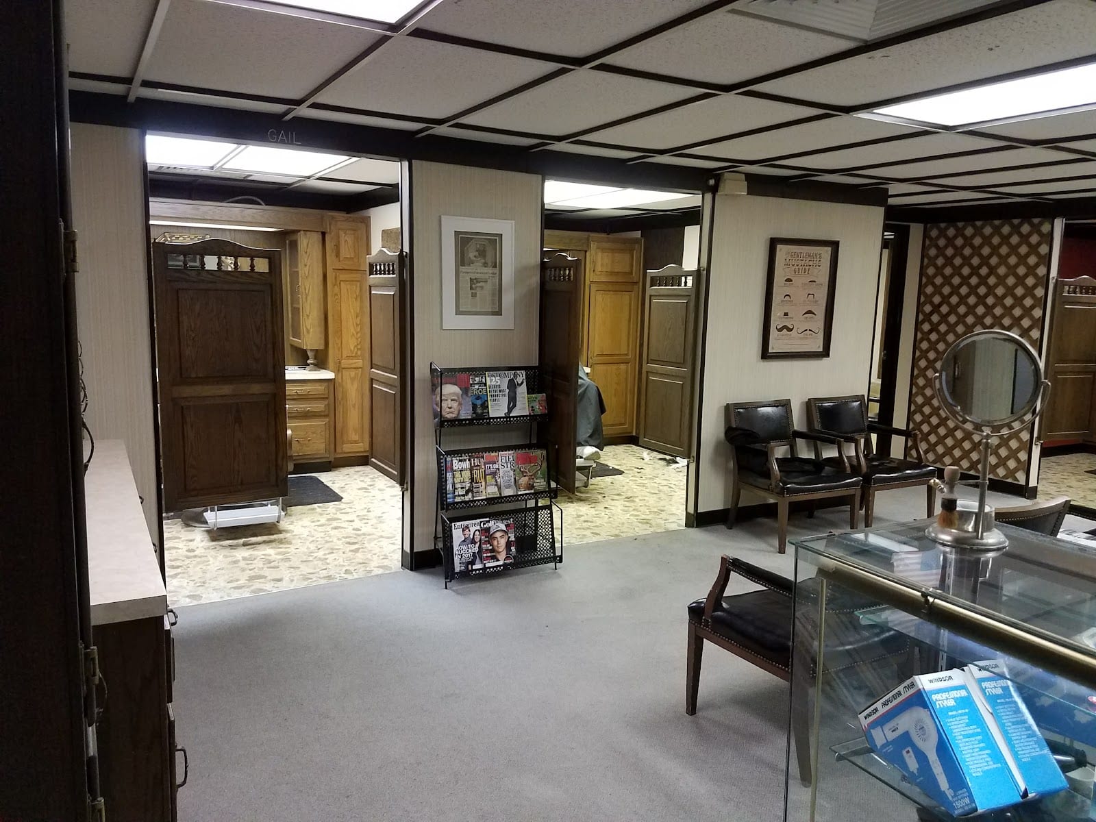 The Executive Barbershop, photo 3