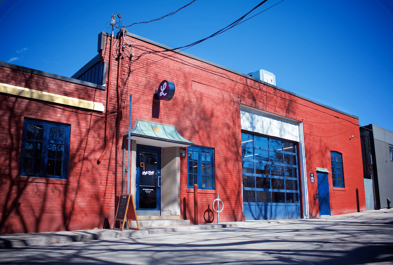 Left Field Brewery (Leslieville), photo 2