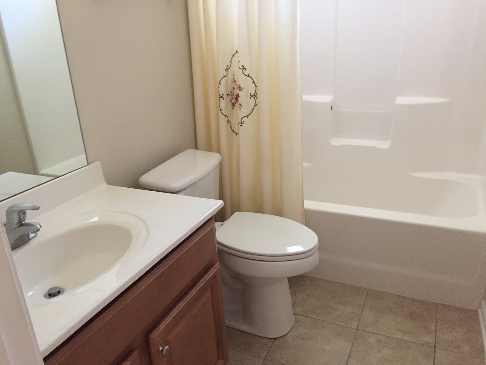Crystal 'Clean' Housekeeping, photo 2