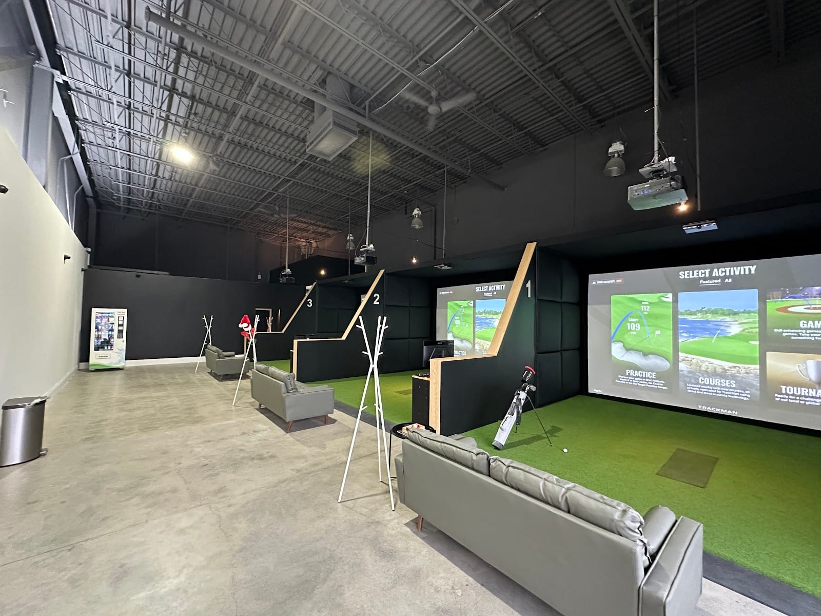 Shotgun Indoor Golf North York