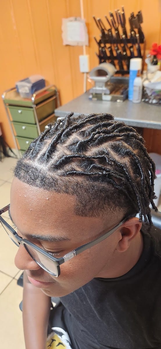 Signature Hair Style By Nette