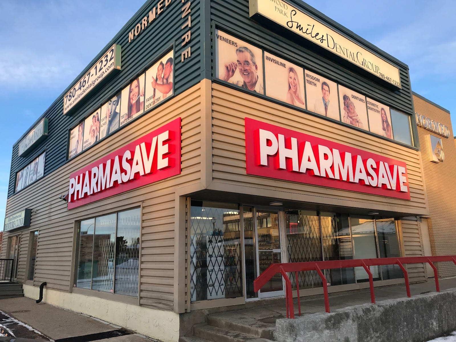 Pharmasave Brentwood, photo 2