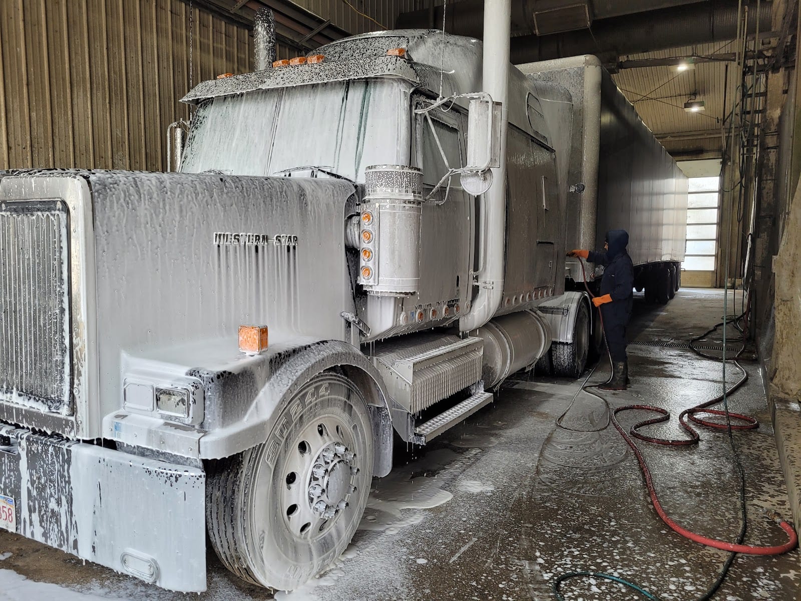 SK Truckwash, photo 4