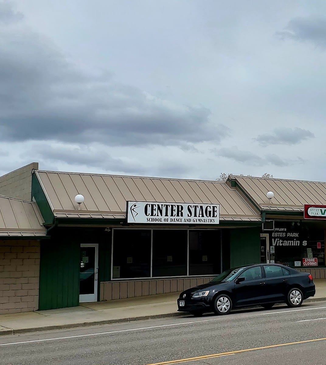 CENTER STAGE SCHOOL OF DANCE & GYMNASTICS