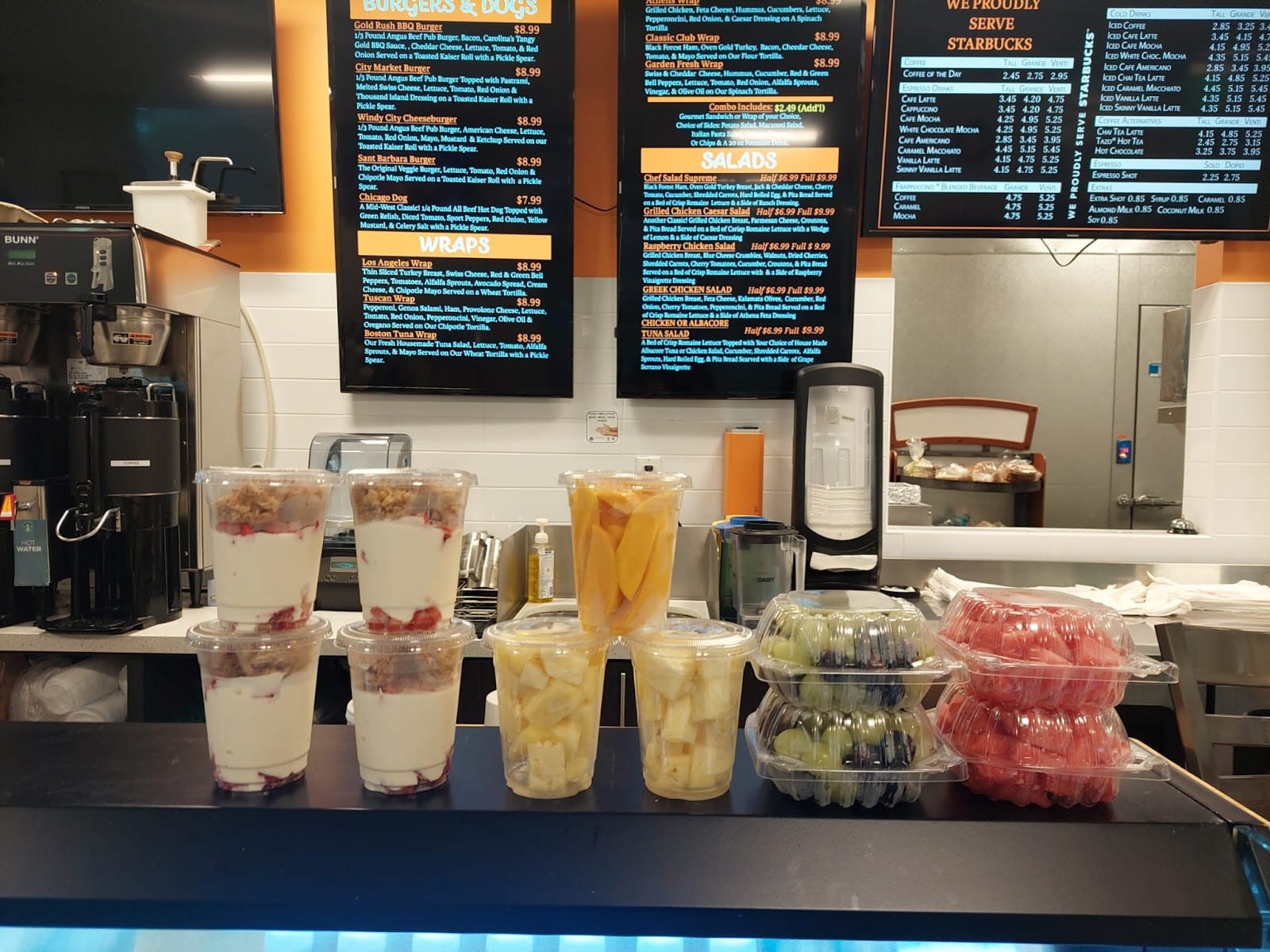 City Market Deli - Raintree Corporate Center, photo 3