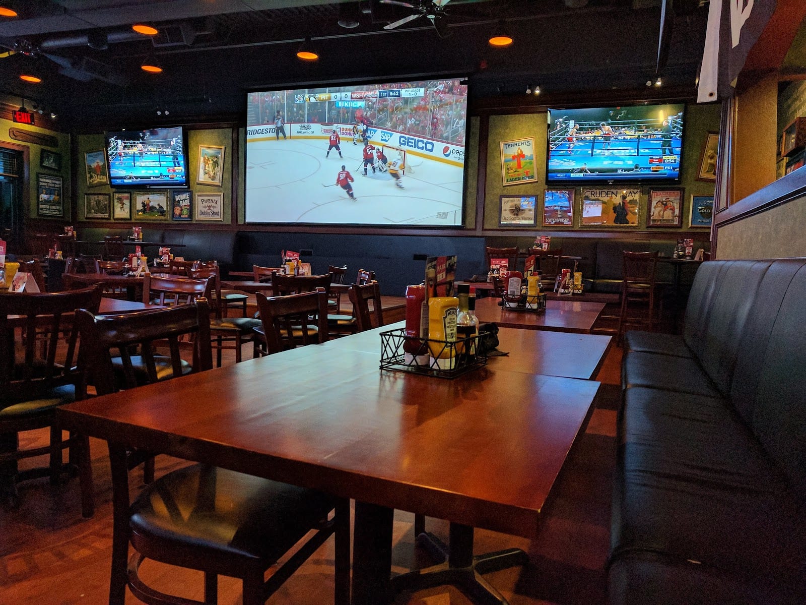 Tilted Kilt Pub and Eatery, photo 3