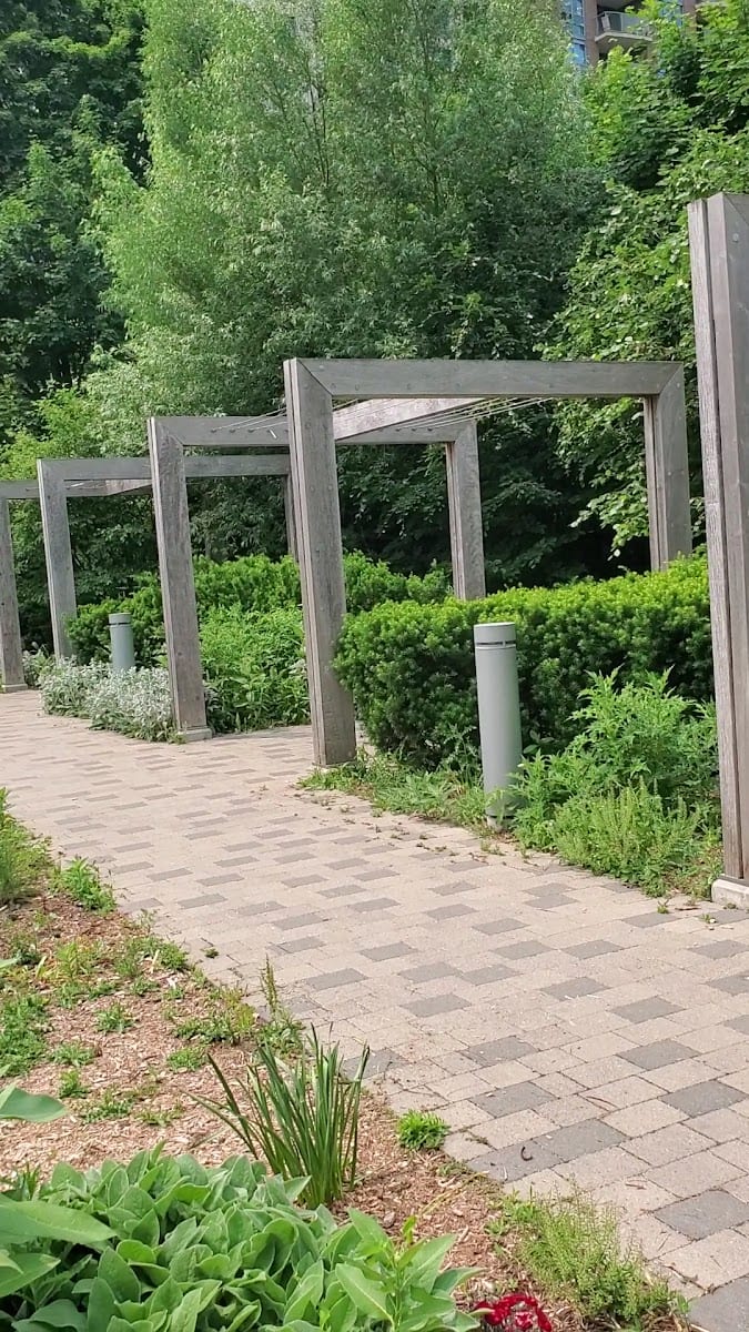 Gibson Park, photo 2