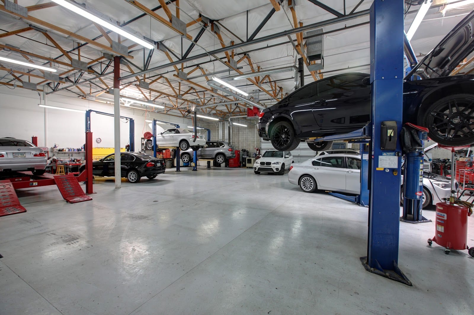 Ultimate Auto Works