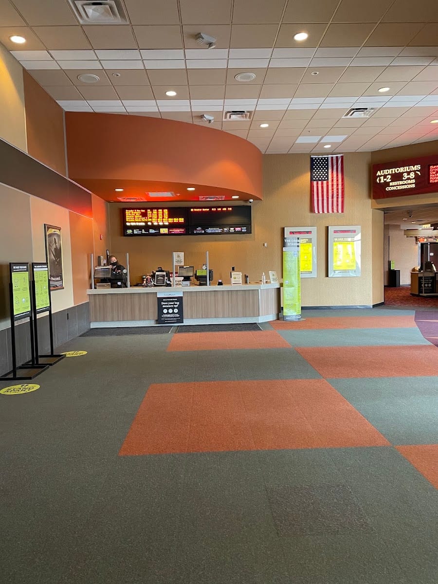 Cinemark Helena and XD