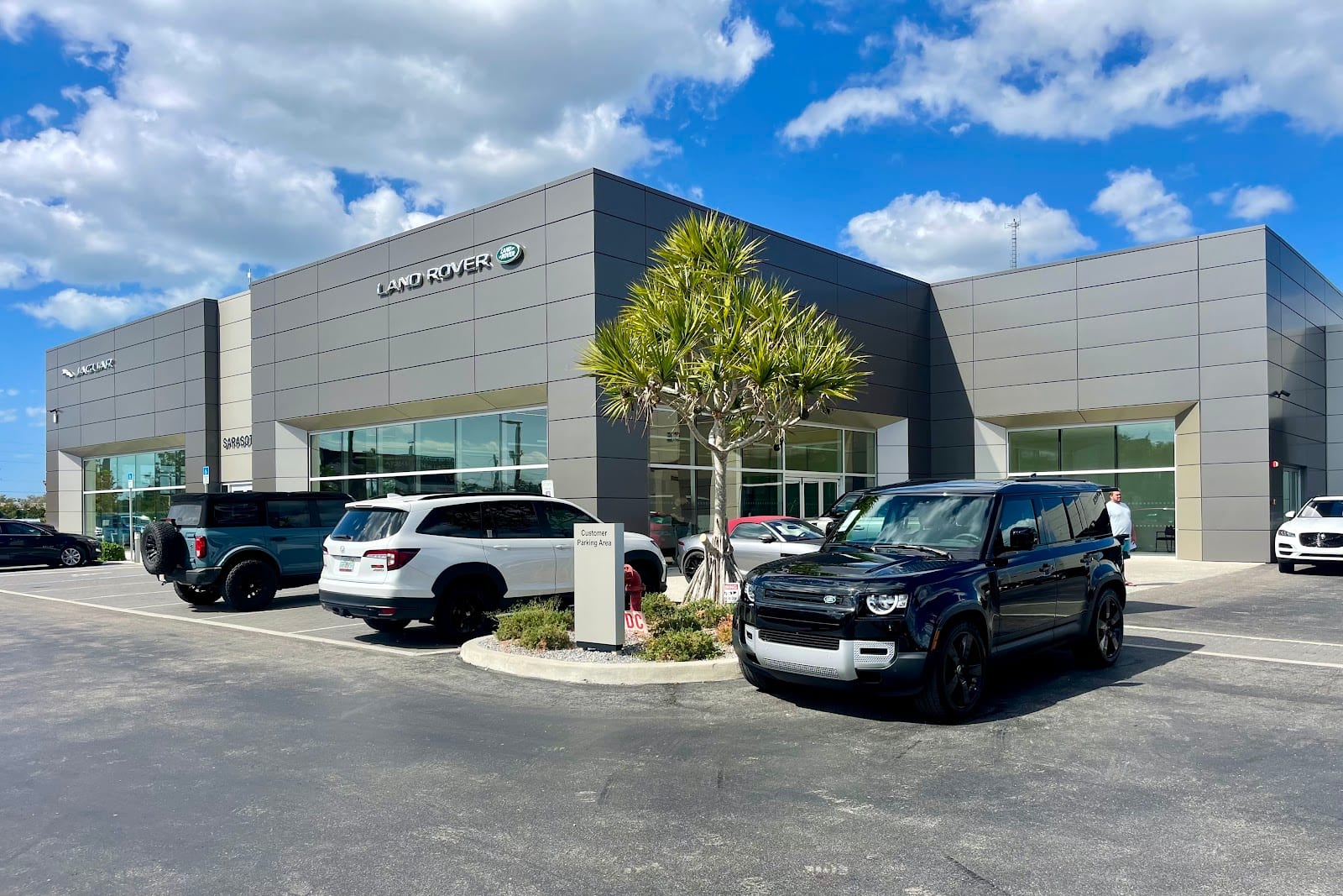 Land Rover Sarasota Service Center