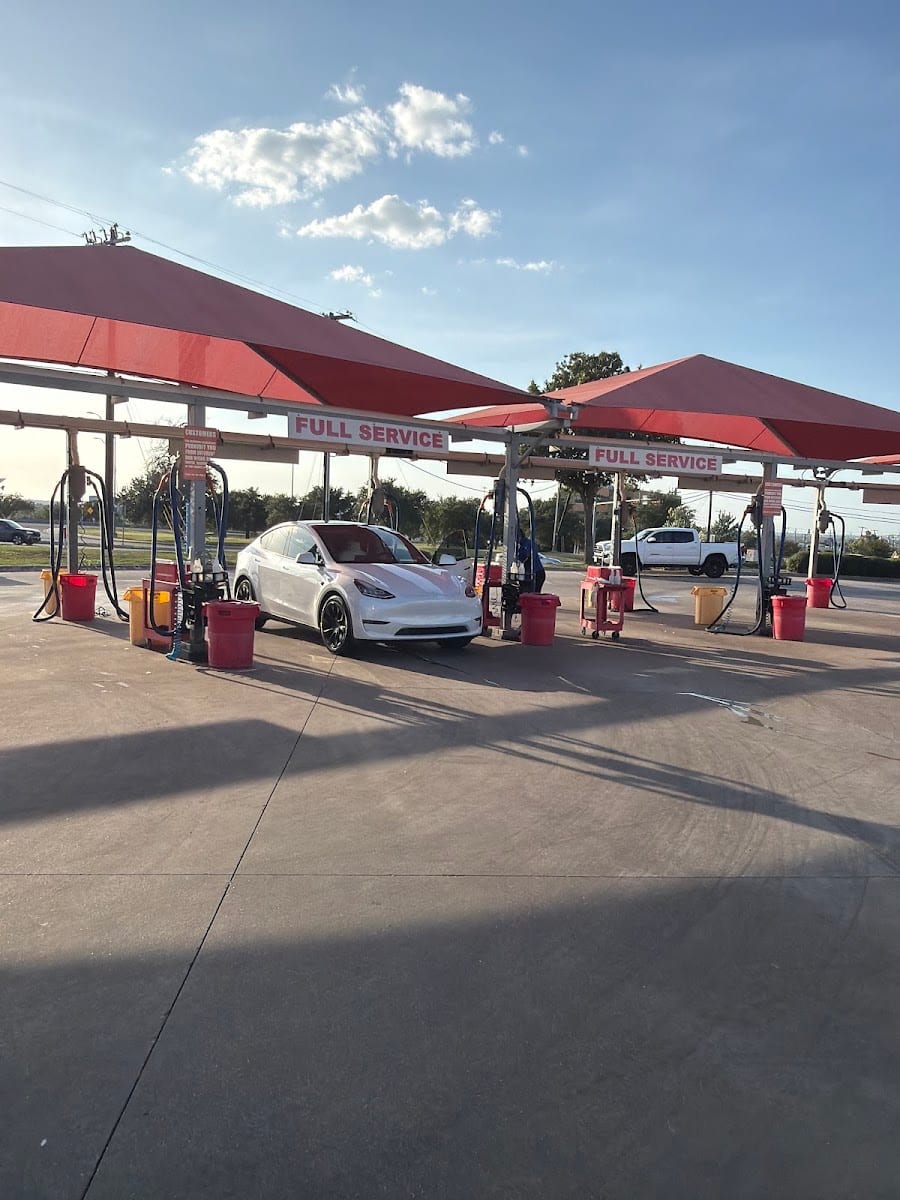 WASHGUYS Car Wash, photo 4