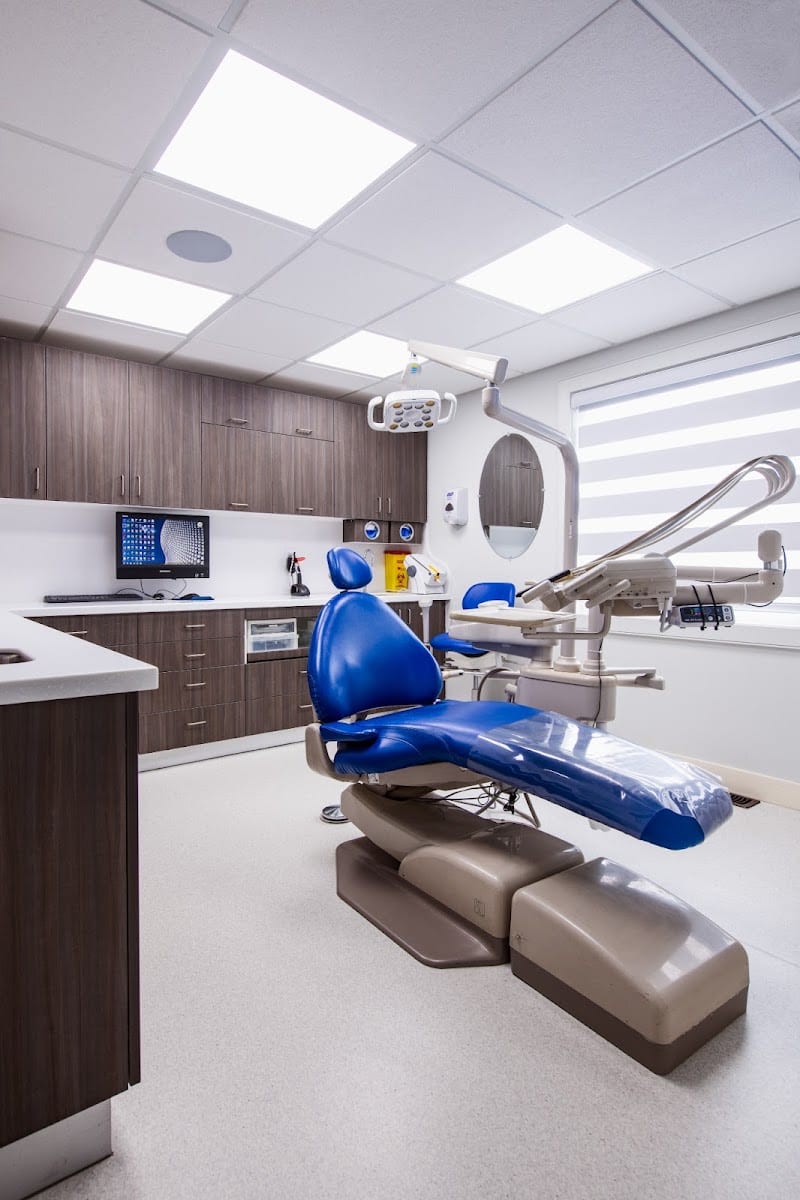 88 Finch East Dental Centre, photo 3